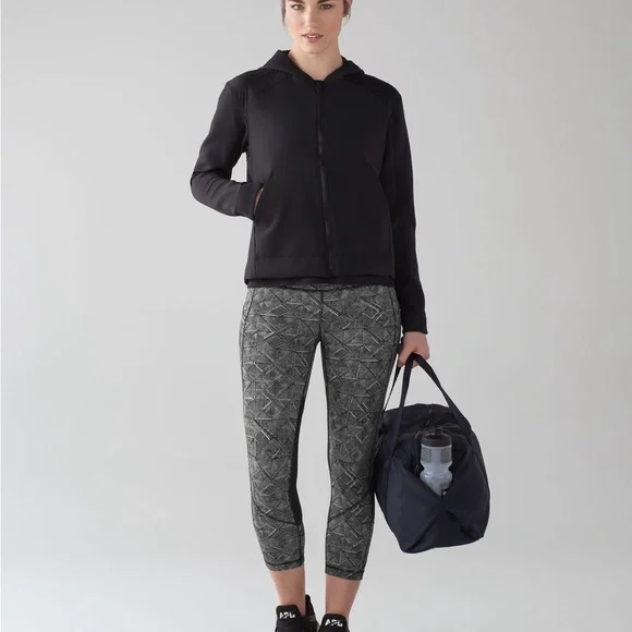 Lululemon Pace Rival Crop 22"
Formation Alpine White Black / Black - Picture 3 of 16